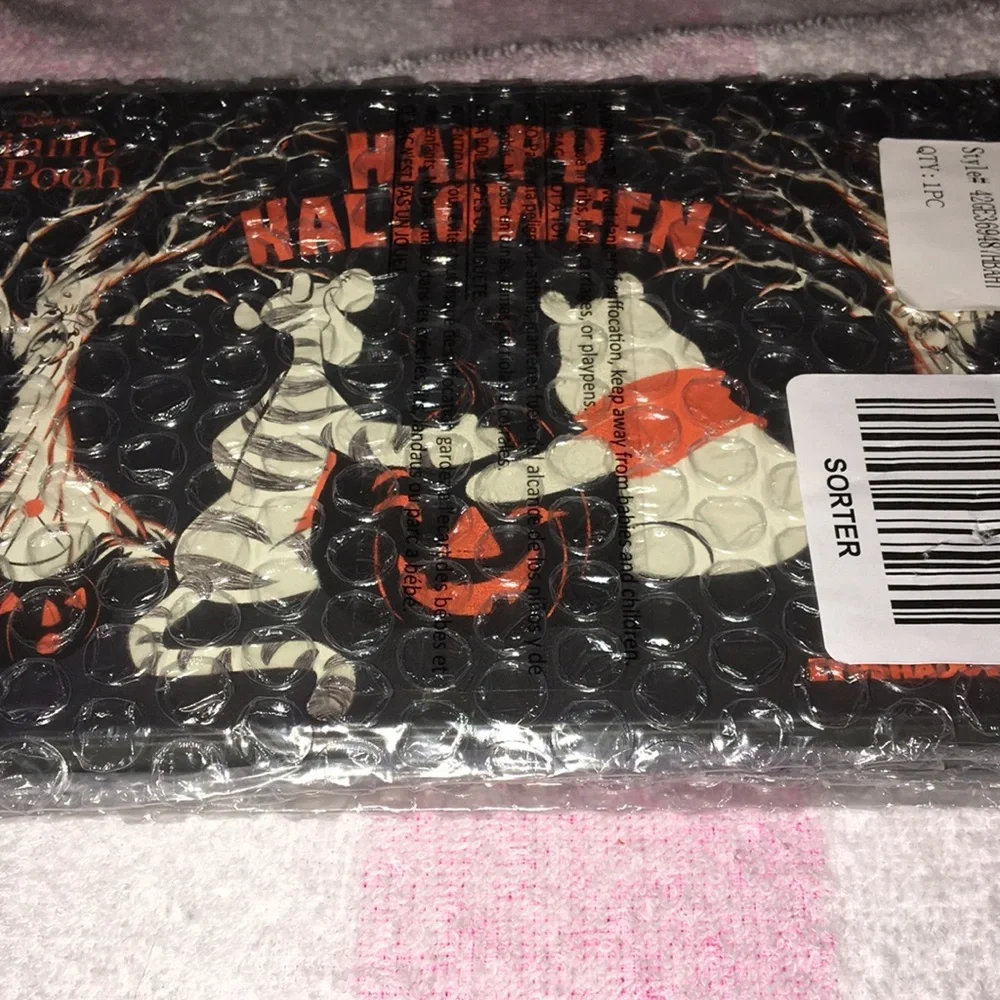 🎃Disney Winnie The Pooh Halloween Eyeshadow Palette
